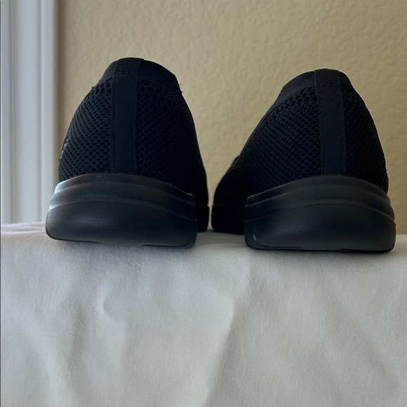 Skechers Women's Black Mesh Flats - Picture 3 of 6